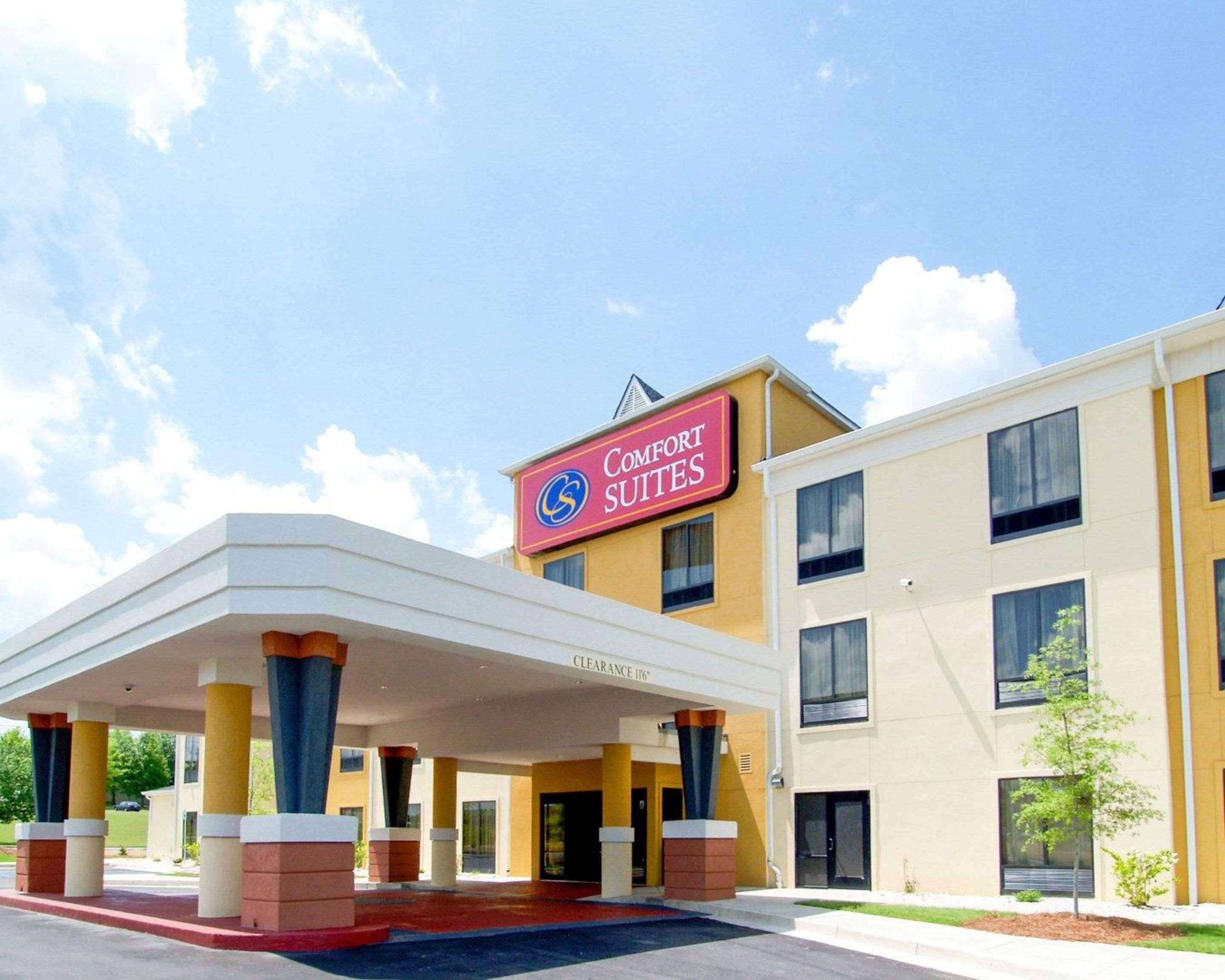 Comfort Suites Airport South Montgomery Exterior photo