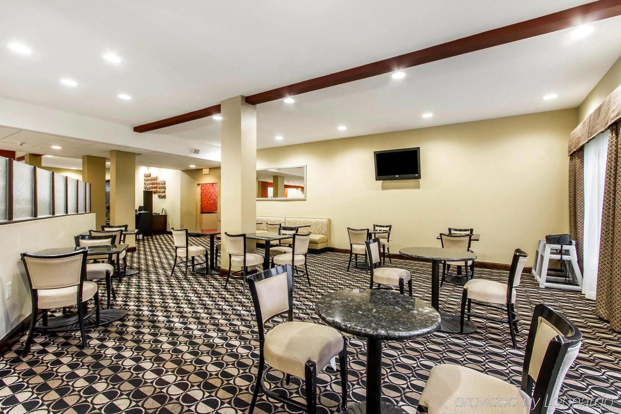 Comfort Suites Airport South Montgomery Exterior photo